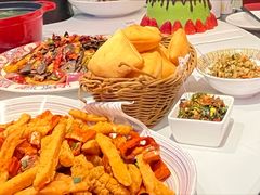 -巴特餐饮6加1音乐餐吧·新疆菜