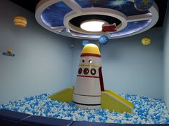 -小门牙好性格托育(北外滩中心)