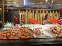 -四海一家自助餐(益田假日广场店)