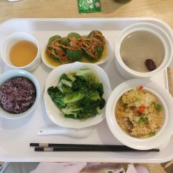 点击看大图 -九喜月子中心(保健院店)
