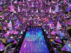-上海梵高星空艺术馆(南京路旗舰店)