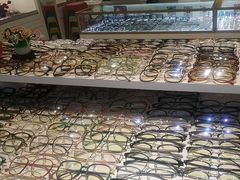 -新视达眼镜店·蔡司·依视路(名镜苑店)