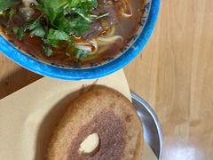 -魏旺湖北正宗牛肉面(硚口公园店)