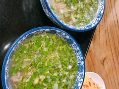 -陇上全荟兰州传统牛肉面(延吉路店)