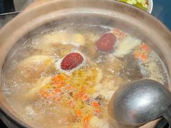 -邹开喜·小海鲜醉鸡煲·潮汕鲜切牛肉店(襄阳北路店)