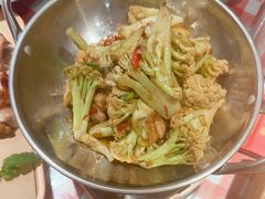 -老郑家东北春饼(龙悦居店)