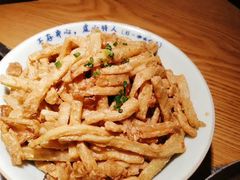 咸蛋黄炒茄子-吃饭皇帝大(解放西路店)