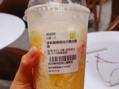 -奈雪的茶(湖滨银泰in77C区PRO店)