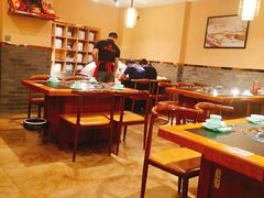 大堂-拾来运转一锅鲜(四方坪总店)