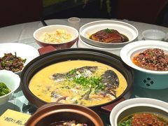 -湘知湘味(岳麓山店)