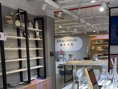 -瑞司视光眼镜·蔡司战略合作眼镜店(新街口店)