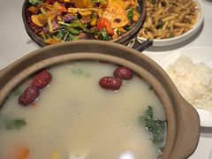 -清真·卡德尔大叔新疆主题餐厅(龙汇路店)