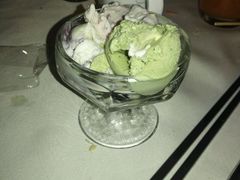 -东方红海鲜百汇(国际大厦店)