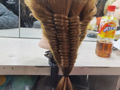 -吉田美学化妆美甲摄影培训(丽水校区)