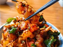 -包整·丝娃娃(一览甲秀楼风景店)