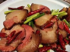 -唐师傅湘西名菜馆(武陵路店)
