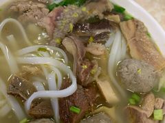 -华威达牛庄(黄埔大道西店)