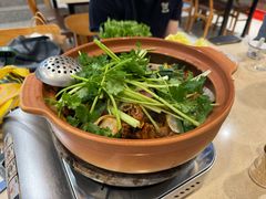 -胡须佬鸡煲四季火锅(龙珠大道店)