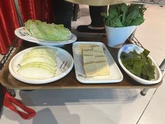 -天宜隆蘑菇宴火锅(石景山旗舰店)