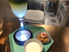 -茶是一枝花泡茶店
