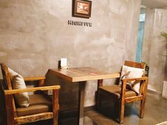 -HIGH FIVE哈福手工汉堡(桂林路店)