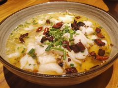 -十三式重庆江湖菜(金茂览秀城店)