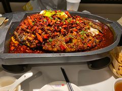 -江边城外烤全鱼(世茂广场店)