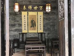 -碧江金楼