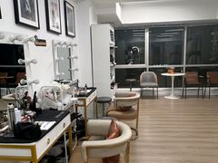 -bobo高端证件照工作室(三元桥店)