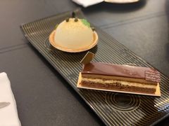 -Salon de The de Joel Robuchon(外滩18号店)