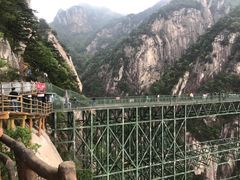 -罗田薄刀峰风景区
