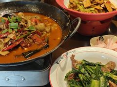 -富正毅三下锅·湘西韵味(天门山索道店)