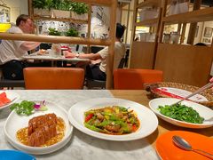 -渝信川菜 · 川味家常菜(财富购物中心店)