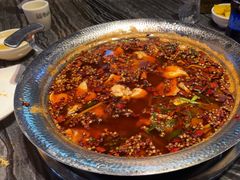 -老船舫·现做活鲜鱼馆(东郊记忆店)