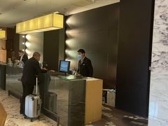 -上海漕河泾万丽酒店