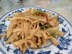 -天天向上素食餐厅(五台山店)