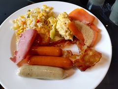 -上海漕河泾万丽酒店