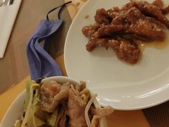 -上海西藏大厦万怡自助餐厅(徐汇店)