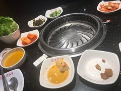-木槿花韩式炭烤·熟成肉工坊(孙文东路店)