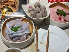 -海底捞火锅鲜切牛肉主题店(长寿路店)