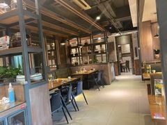 大堂-船歌·鱼水饺青岛菜(黄岛珠江路店)