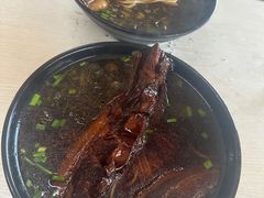 -小龙大肉面馆