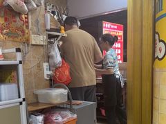 -牛师傅广式药膳牛骨汤美食(江南西店)