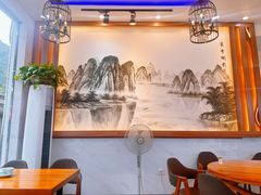 -梁姐啤酒鱼(兴坪古镇店)