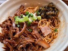 -佬钱湾仔(衣裳街店)