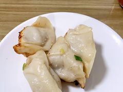 -胡记锅贴·沪上游子老鸭粉丝汤(太原路店)