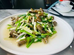 韭菜炒沙肠-隐厨·海鲜餐厅(恒通路店)