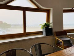 靠窗位-ChanDu躔度咖啡(灯塔店)