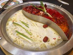 -沸炉重庆老火锅(军事博物馆店)