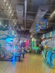 -探奇乐园蹦床公园(日月广场店)